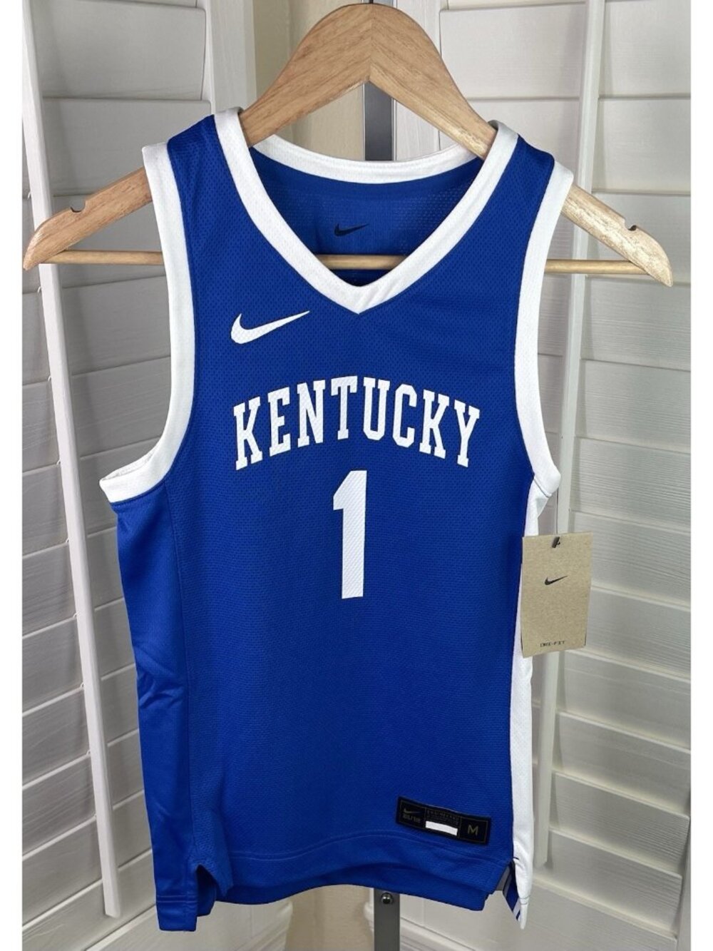 Nike Dri-Fit NCAA University of Kentucky Devin Booker #1 Jersey - Youth M - NWT